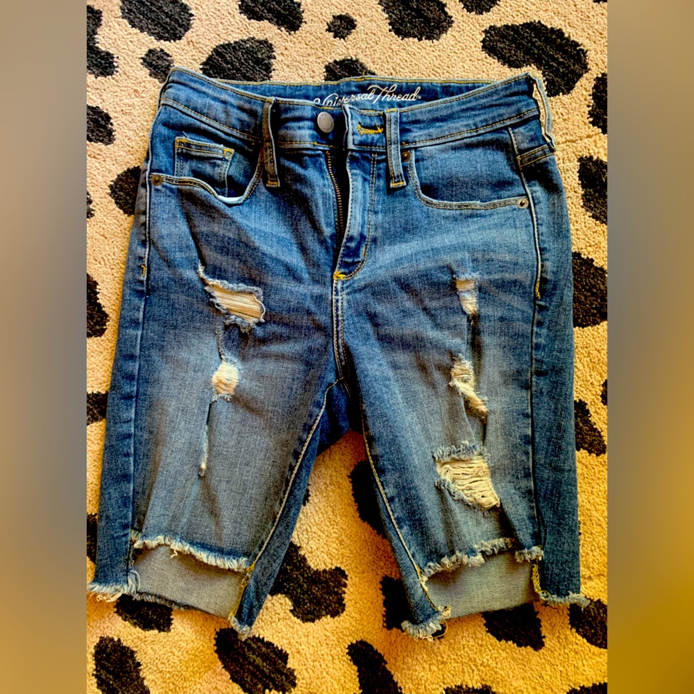 Universal threads denim cutoff shorts